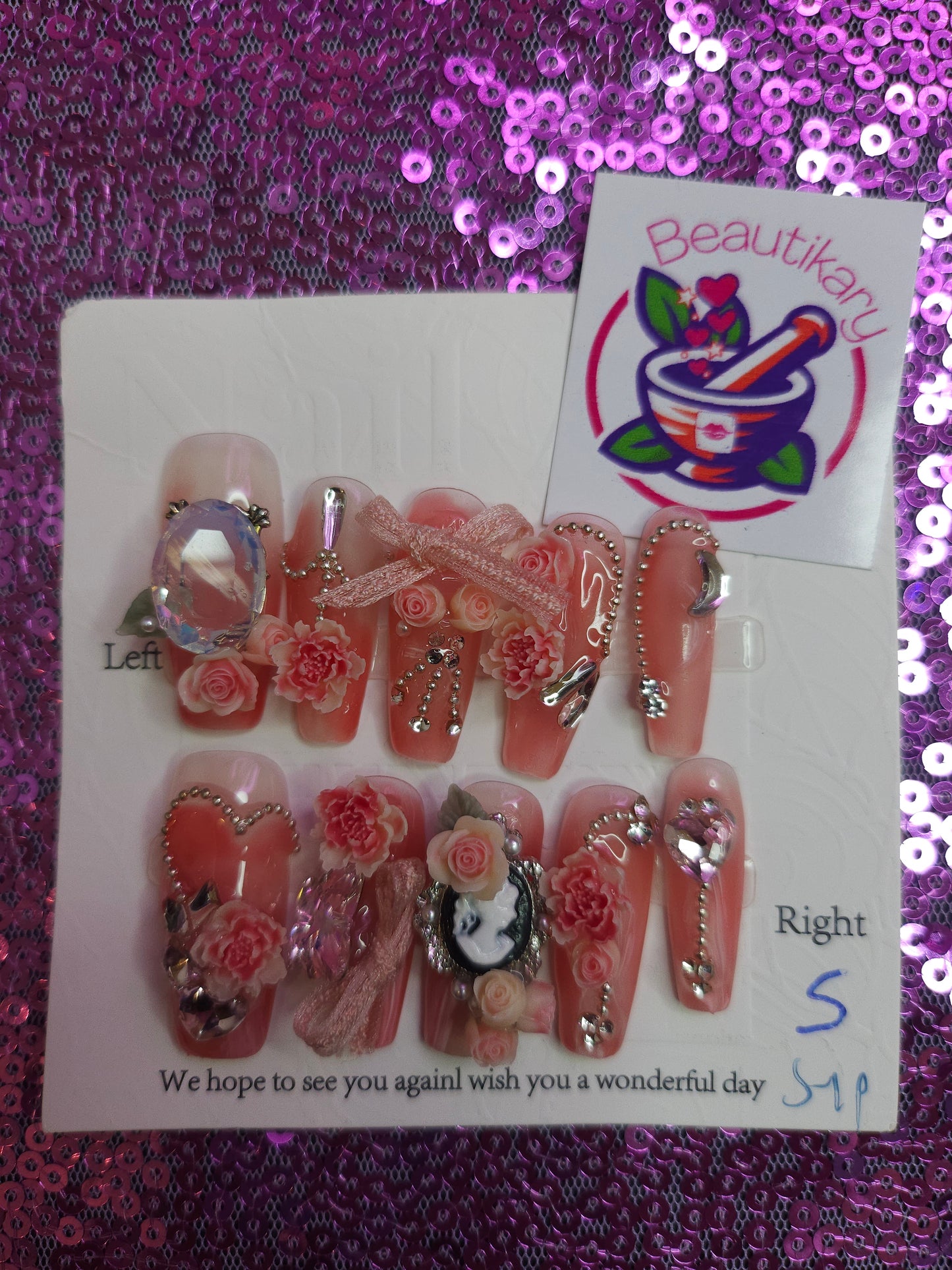 Long Cute Vintage Cameo reusable press on nails