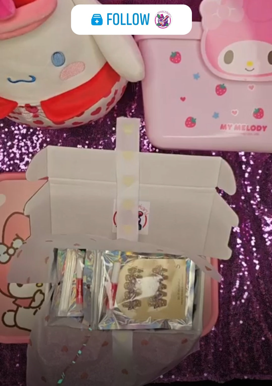 Reusbable Press On Nails Pandora Box